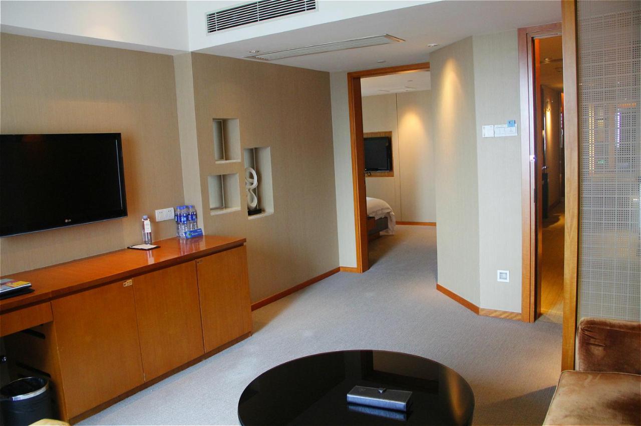 Grand Mercure Dongguan Humen Exteriör bild