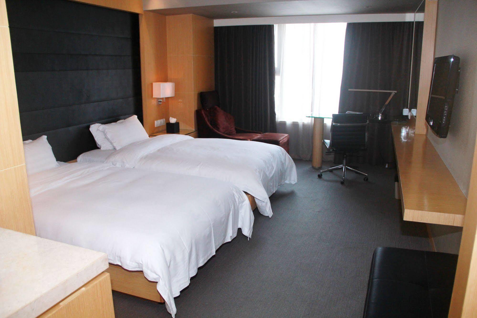 Grand Mercure Dongguan Humen Exteriör bild